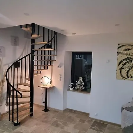 Gite Le 159 Avec Sauna Et Jacuzzi Vila Vesseaux
